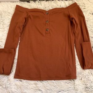 Long sleeve top